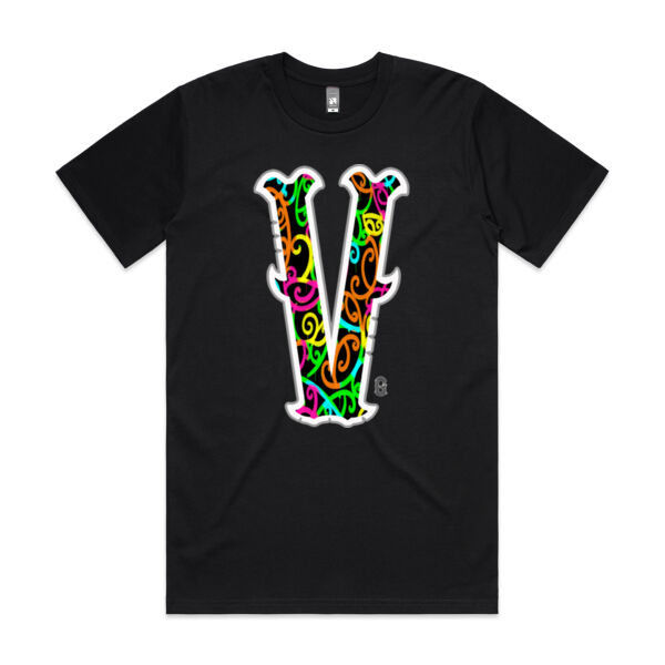 V- Kowhaiwhai Mens Tee Thumbnail